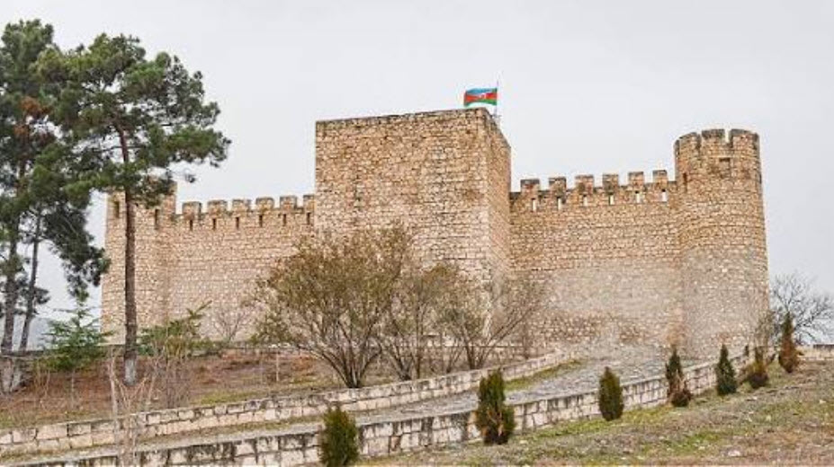 Bayat qalası, Azerbaijan